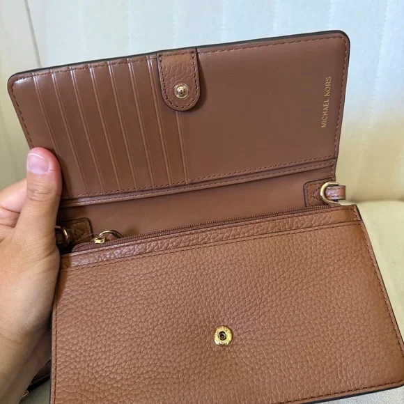 NWT Michael Kors Brown Leather Clutch Crossbody Bag with Removable Strap - Picture 11 of 13